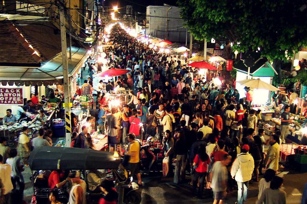 A List of Must-Visit Clothing Markets in Thailand